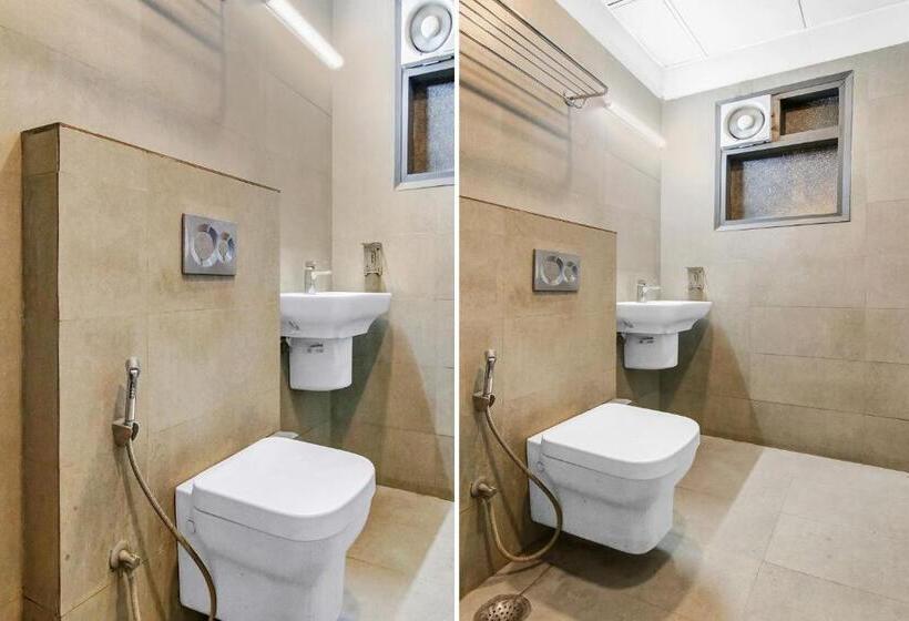 トリプルクラシックルーム, Flagship  Rudra Grand Near Chhatarpur Metro Station