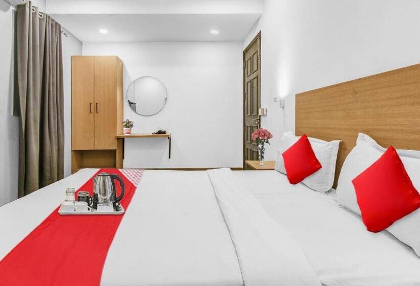 トリプルクラシックルーム, Flagship  Rudra Grand Near Chhatarpur Metro Station