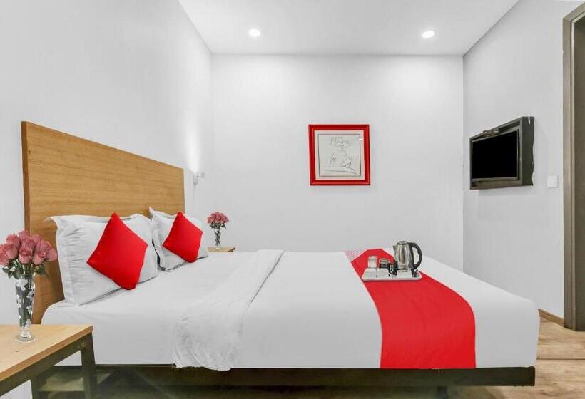 トリプルクラシックルーム, Flagship  Rudra Grand Near Chhatarpur Metro Station