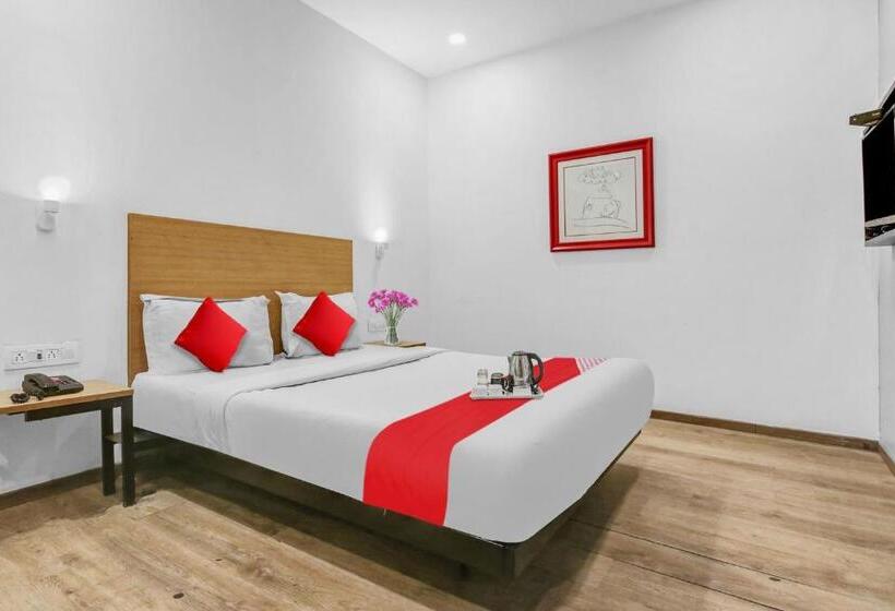 トリプルクラシックルーム, Flagship  Rudra Grand Near Chhatarpur Metro Station
