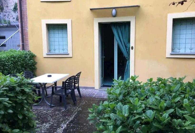 Студия Стандарт, Locanda La Cavallina