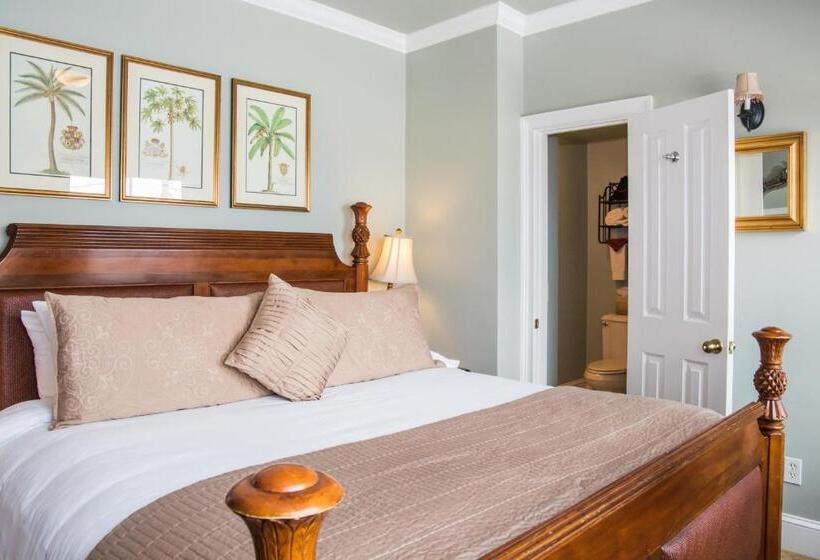스탠다드 룸 킹사이즈 침대, Almondy Inn Bed & Breakfast