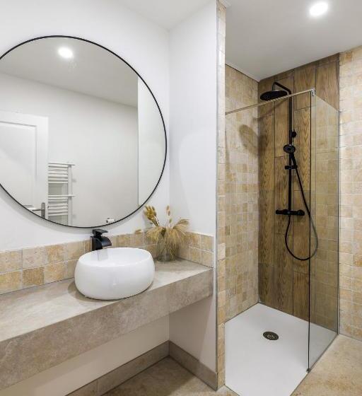 Номер Deluxe Кровать Кинг, Maya Appartements & Suites