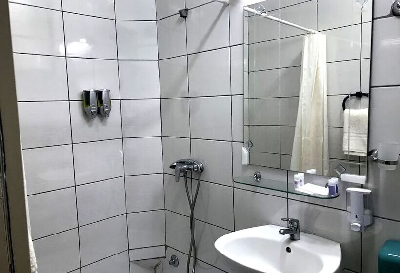 اتاق استاندارد چهار تخته, Kingdom Rooms Visoko