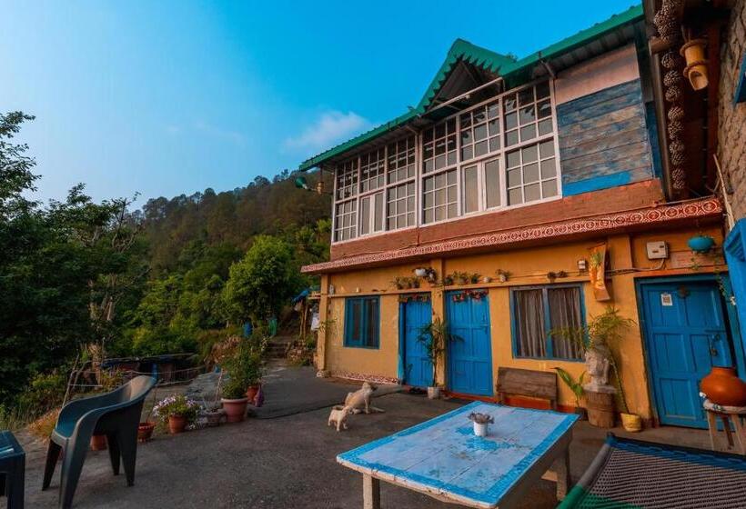 标准间带山景, Vista Hostel Jeolikote, Nainital