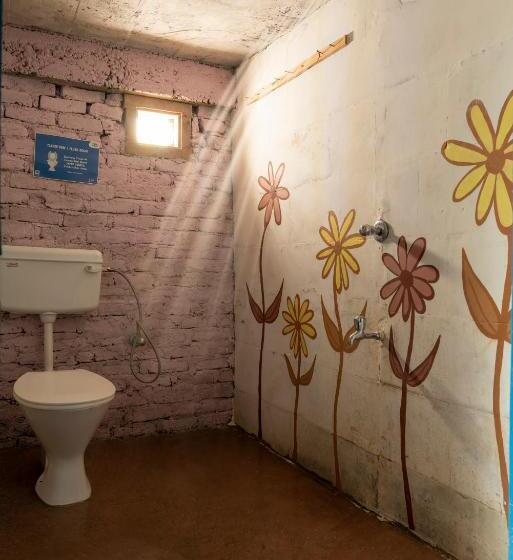 家庭间, Vista Hostel Jeolikote, Nainital