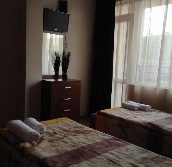 Standard room with outdoor bath, Guest House Natali