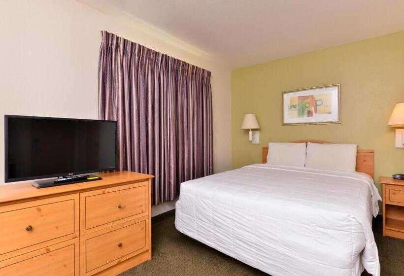 Студия Стандарт, Americas Best Value Inn & Suites Winnie