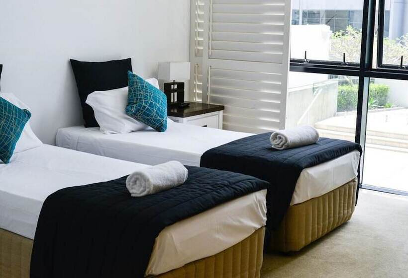 דירת 2 חדרי שינה עם נוף לבריכה, Aria Apartments