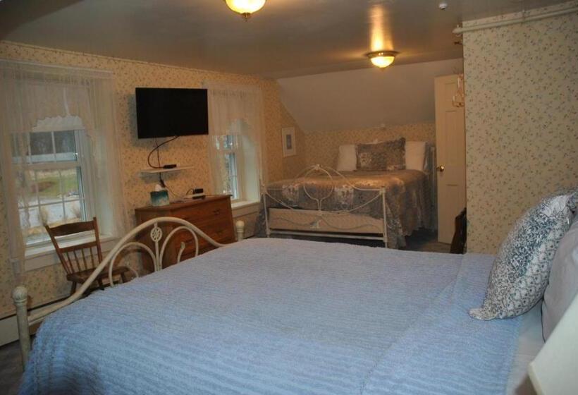 Четырехместный Номер Deluxe, Echo Lake Inn