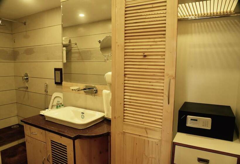수피리어 룸, Willow Banks   Boutique 4 Star Hotel On The Mall Road Shimla