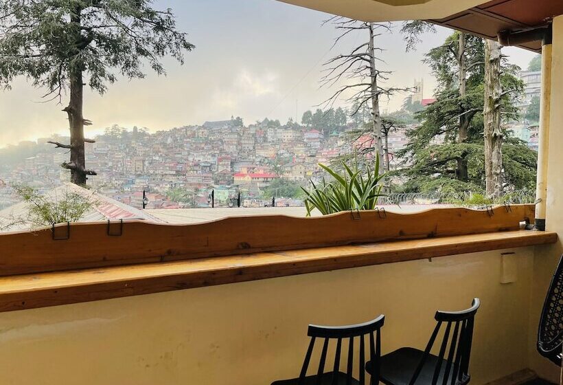 디럭스 룸, Willow Banks   Boutique 4 Star Hotel On The Mall Road Shimla