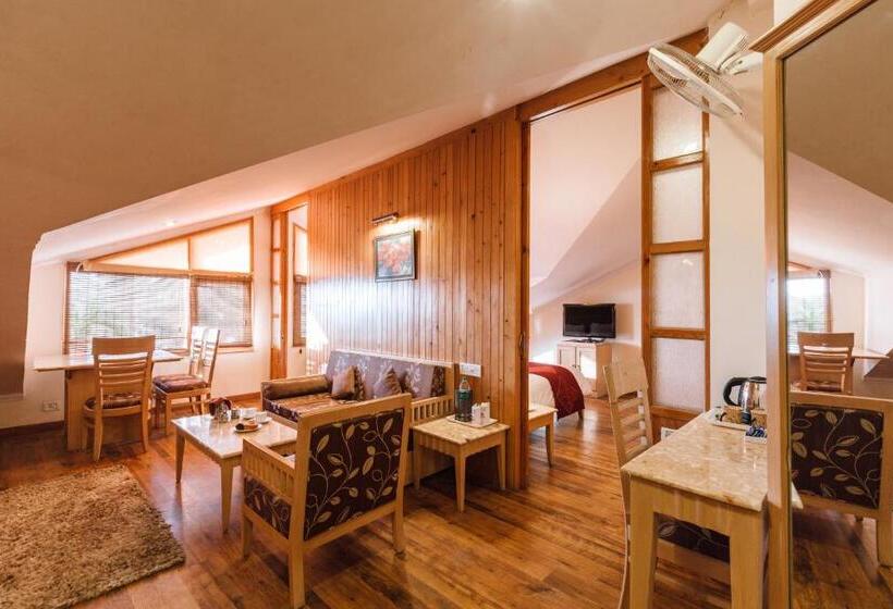 패밀리 연결 룸, Willow Banks   Boutique 4 Star Hotel On The Mall Road Shimla