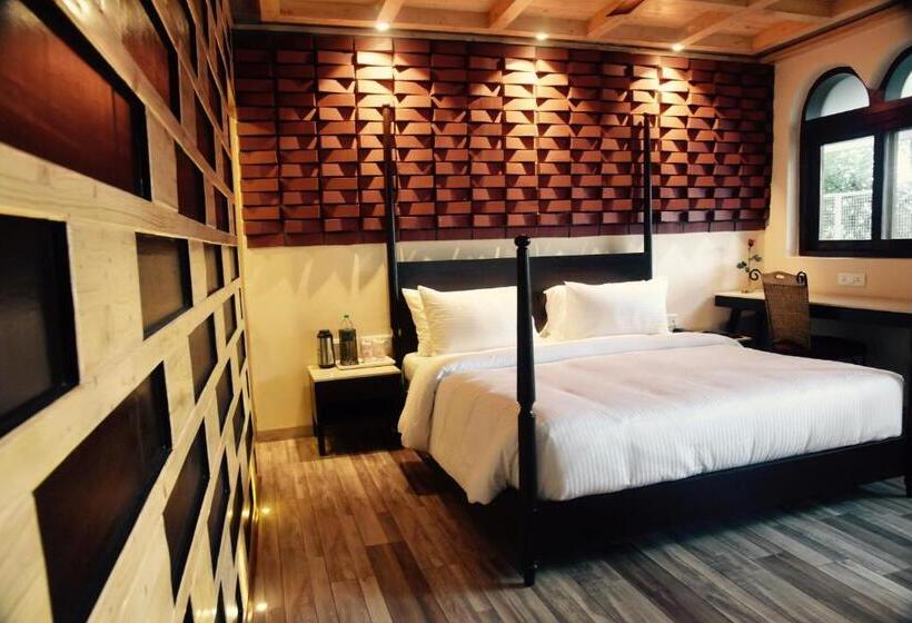 프리미엄 룸, Willow Banks   Boutique 4 Star Hotel On The Mall Road Shimla