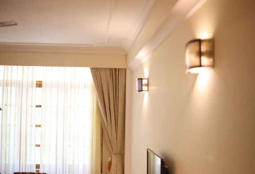 디럭스 룸, Willow Banks   Boutique 4 Star Hotel On The Mall Road Shimla