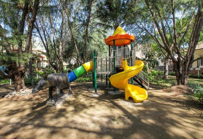 Cameră Triplă Premium, Jambuluwuk Oceano Gili Trawangan