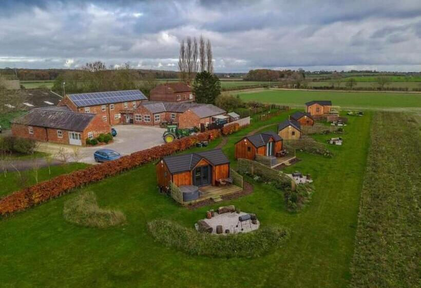 스탠다드 룸 킹사이즈 침대, Wold Escapes, Highfield Farm