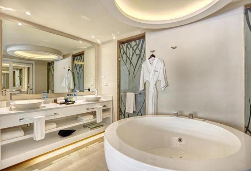 Suite Club met uitzicht op zee, Hideaway at Royalton Riviera Cancun, An Autograph Collection - All Inclusive Resort - Adults Only