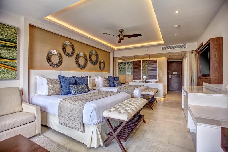 Deluxe Junior Suite met Uitzicht op Zee, Hideaway at Royalton Riviera Cancun, An Autograph Collection - All Inclusive Resort - Adults Only