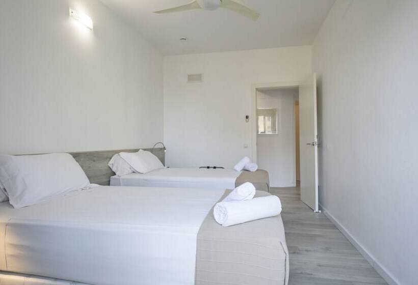 Апартаменты 3 Спальни, Stay Together Barcelona Apartments