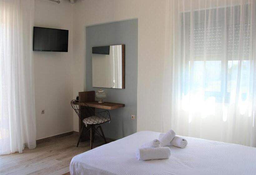 Полулюкс Вид на Бассейн, Villa Olga Lounge