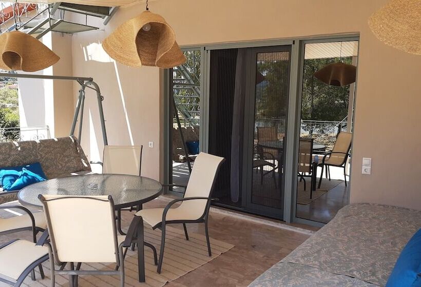 Люкс Deluxe Вид на Море, Villa Olga Lounge