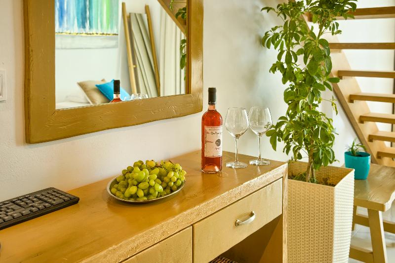 جناح مزود بحمام سباحة, Alia Luxury Suites And Spa
