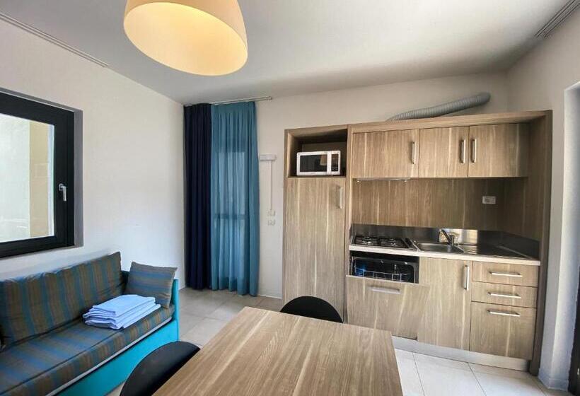 带2个卧室的优质公寓, Belvedere Village