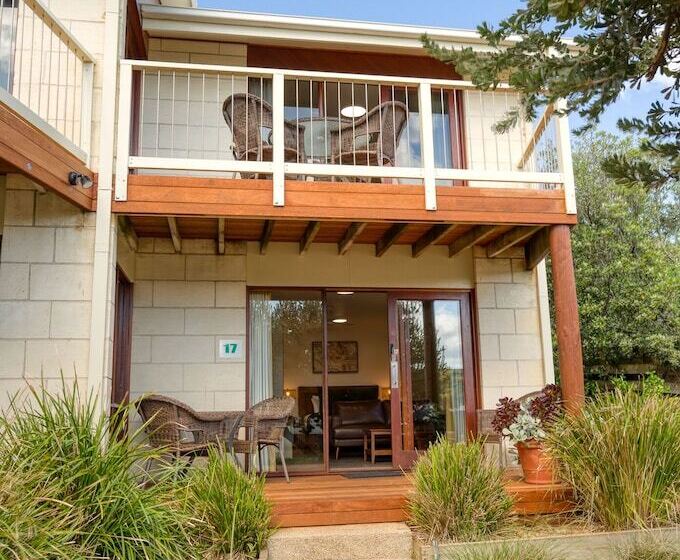 סוויטה משפחתית, Loch Ard Motor Inn