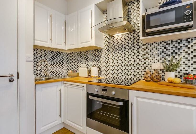 Студия Стандарт, Nell Gwynn Chelsea Accommodation