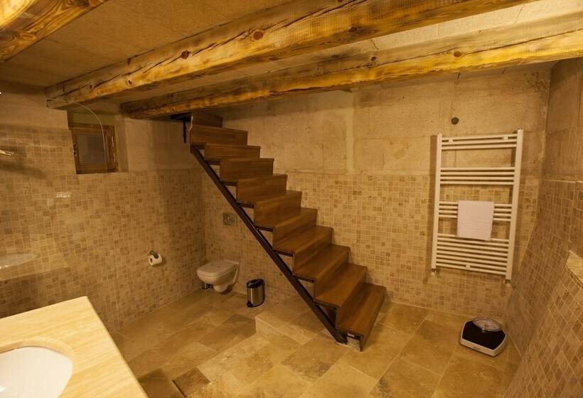 디럭스 룸, Magic Cave House