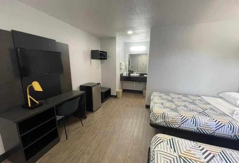 Номер Стандарт 2 Двуспальные Кровати, Motel 6 Denton, Tx  Unt