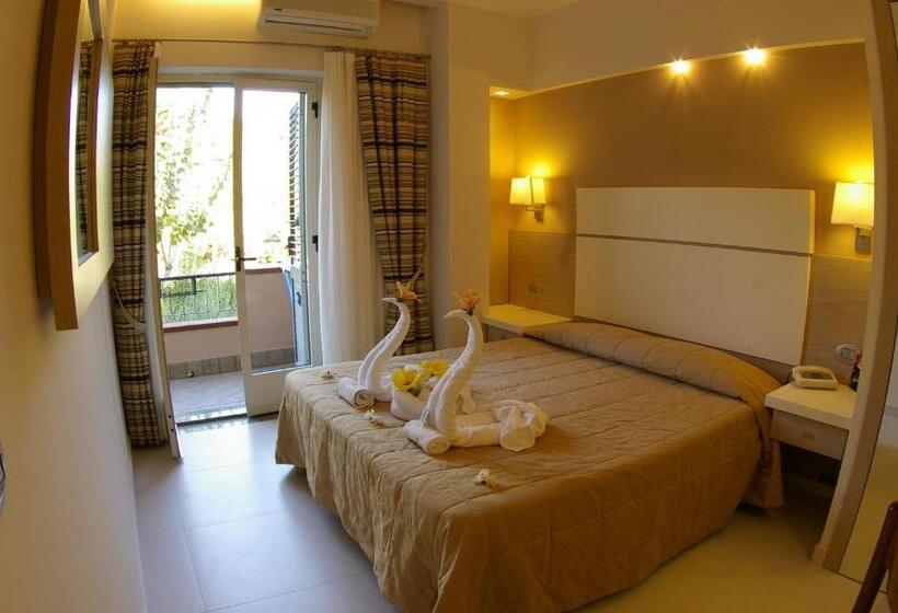 Номер Superior, Villaggio Old River