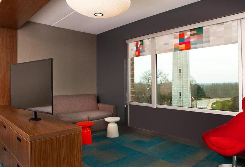 Люкс Кровать Кинг, Aloft Raleigh