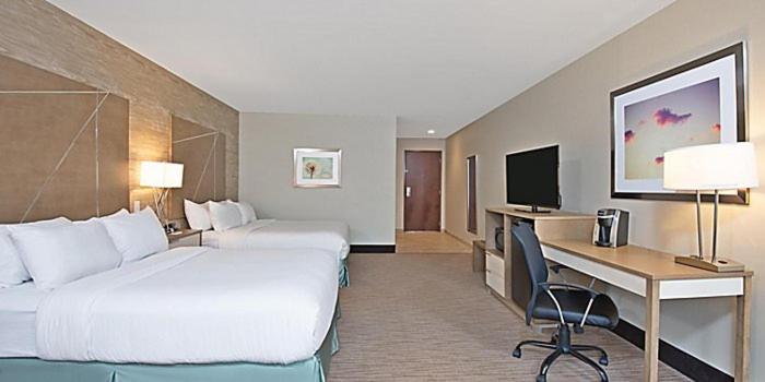 Номер Стандарт, Holiday Inn Express & Suites New Cumberland, An Ihg