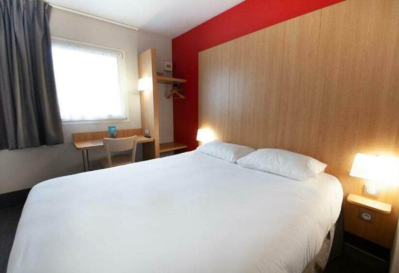Номер Стандарт, Kyriad Direct Clermont Ferrand Nord Gerzat