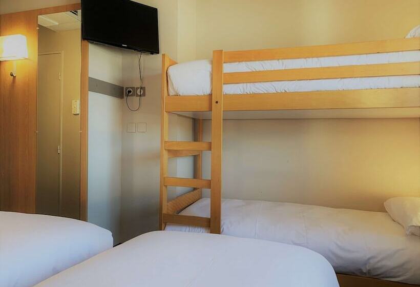 Номер Стандарт, Kyriad Direct Clermont Ferrand Nord Gerzat