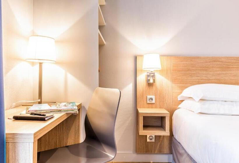 Номер Superior Внутренний, Paris D Issy Hôtel Porte De Versailles