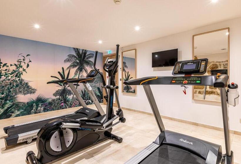 Номер Superior Вид на Город, Paris D Issy Hôtel Porte De Versailles