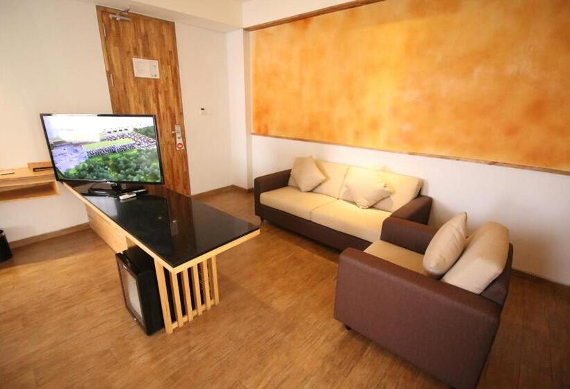 سوییت جونیور, Liberta Hotel Jimbaran