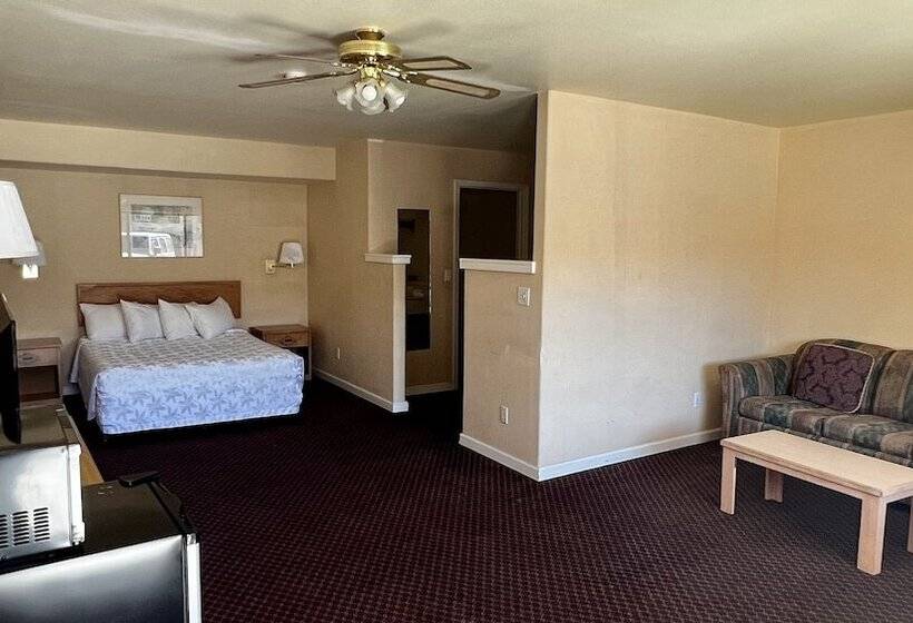 套房, Rodeway Inn