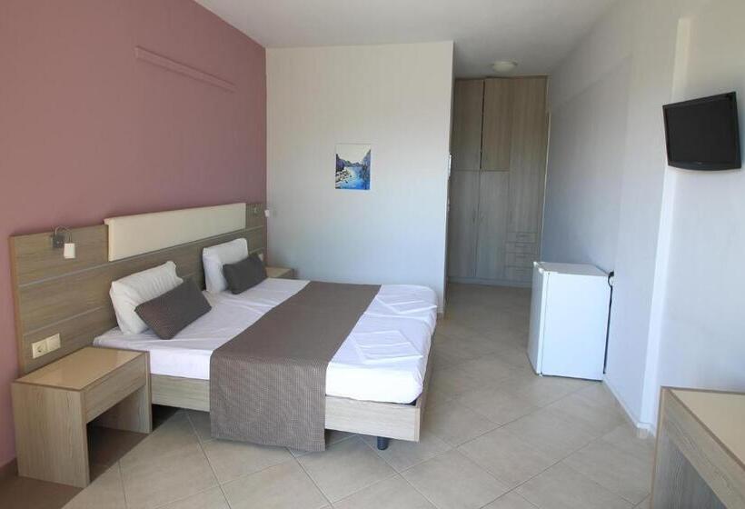 Апартаменты 3 Спальни, Thalassa House Apartments