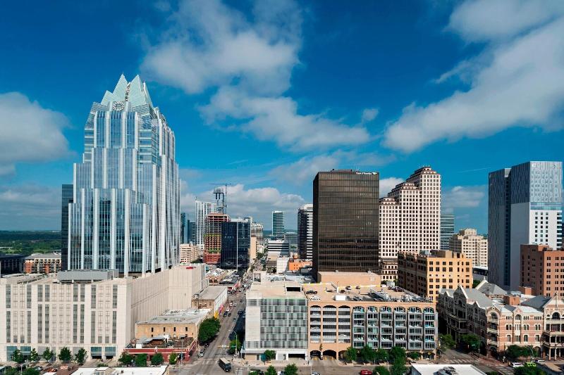 מיטת קינג בסוויטה, The Westin Austin Downtown