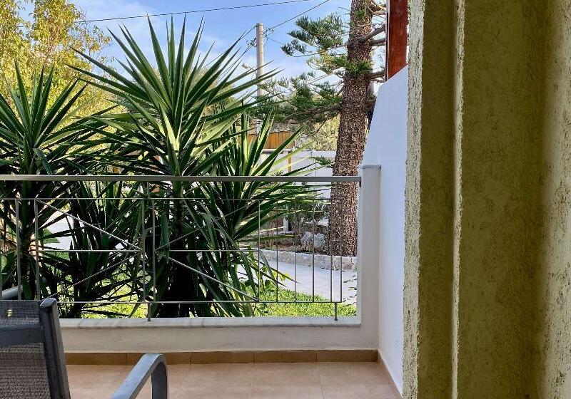Студия Стандарт, Manolis Apartments Plakias