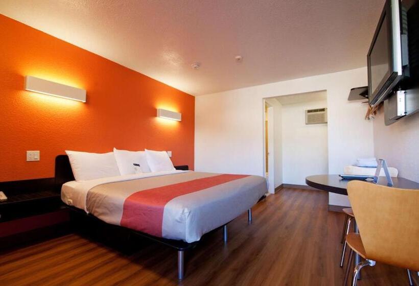 Номер Deluxe Кровать Кинг, Motel 6 Bremerton, Wa