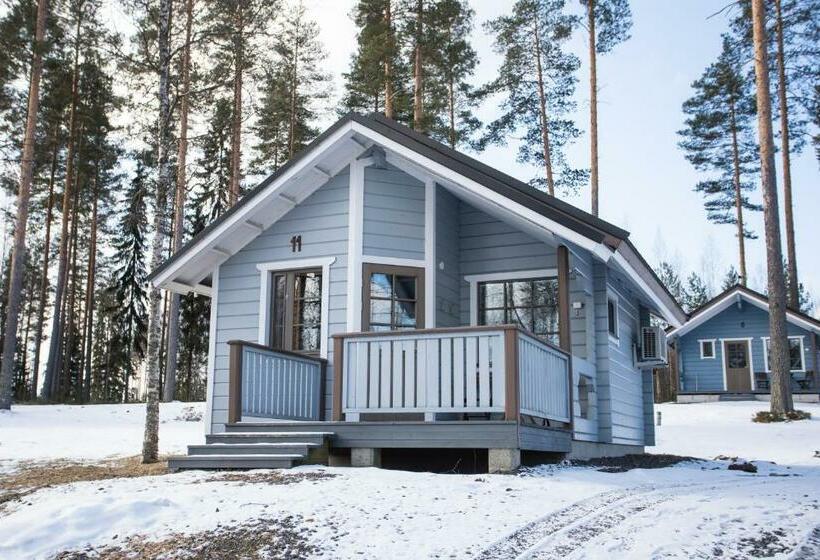 샬레, Kuus Hukkala