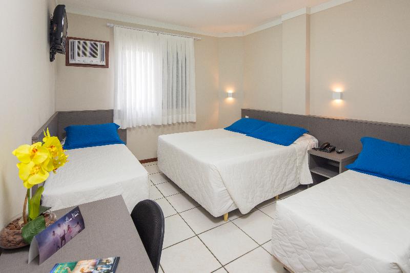 Четырехместный Номер Deluxe, Camboriu Praia