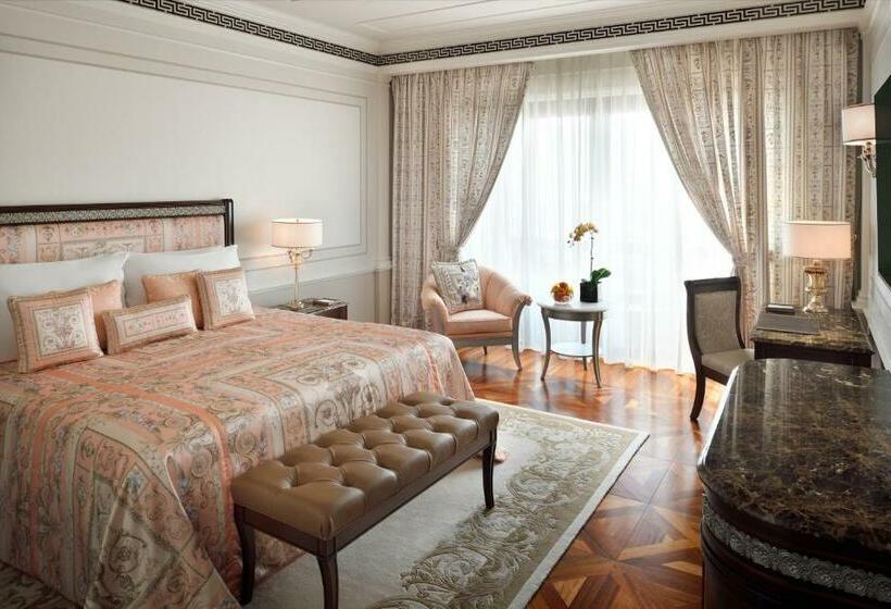 Номер Deluxe Вид на Город, Palazzo Versace Dubai