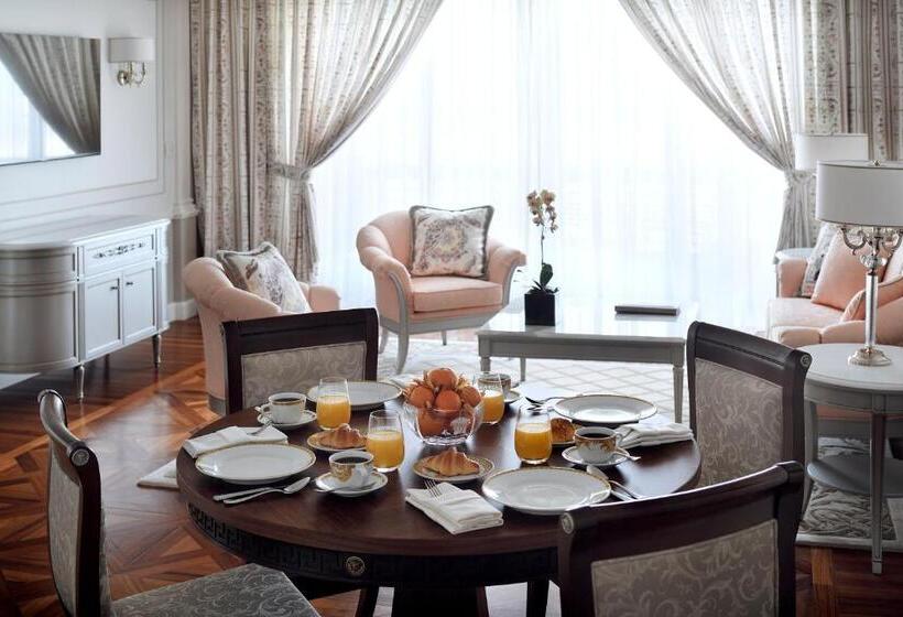 Люкс с Видом, Palazzo Versace Dubai