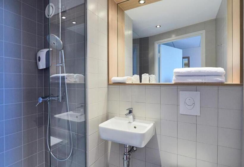 Номер Стандарт Трехместный, Premiere Classe Bordeaux Ouest  Merignac Aeroport
